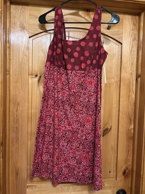 Deep Red/Burgundy Floral Scoop Neck Sleeveless Dress NWT Jrs Size 11